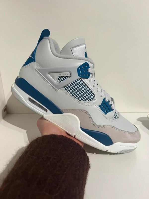 Nike Air Jordan 4 Military Blue