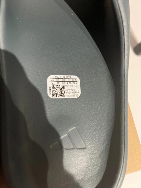 Yeezy Slide Slate Marine 2