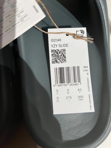 Yeezy Slide Slate Marine