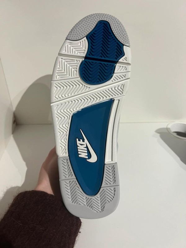 Nike Air Jordan 4 Military Blue 2