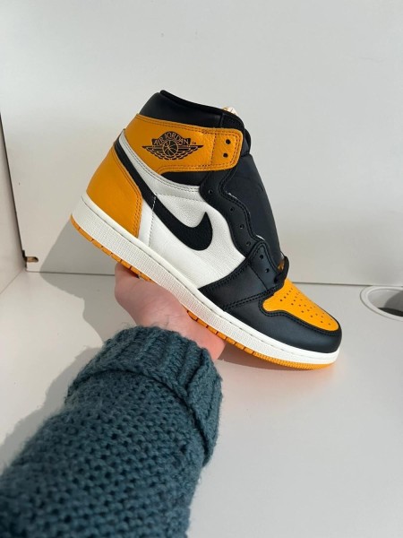 Nike Air Jordan 1 High Taxi
