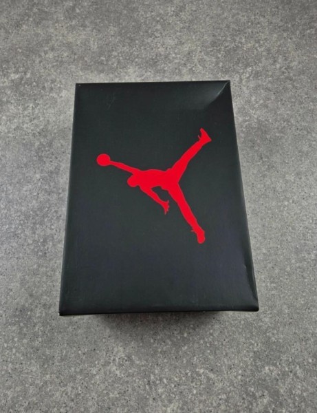 Nike Air Jordan 3 Retro Black Cement taille 42,5