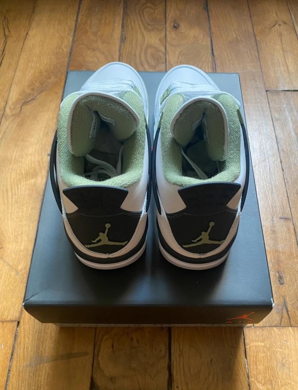 Jordan 4 retro seafoam (w) AQ9129-103 2