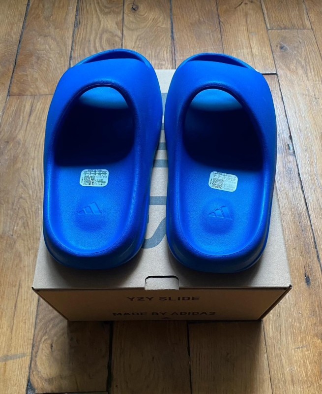 Adidas yeezy slide azure ID4133 2