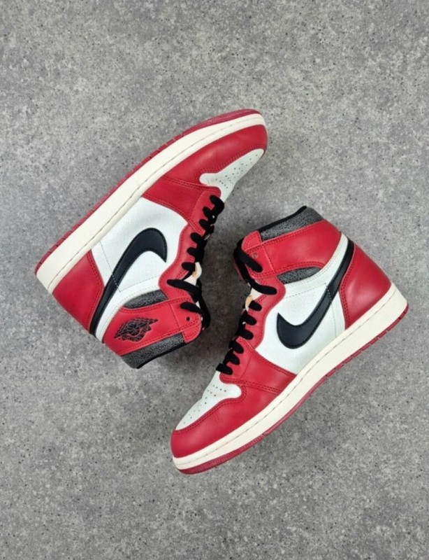 Nike Air Jordan 1 High Chicago Lost and Found taille 42,5 2