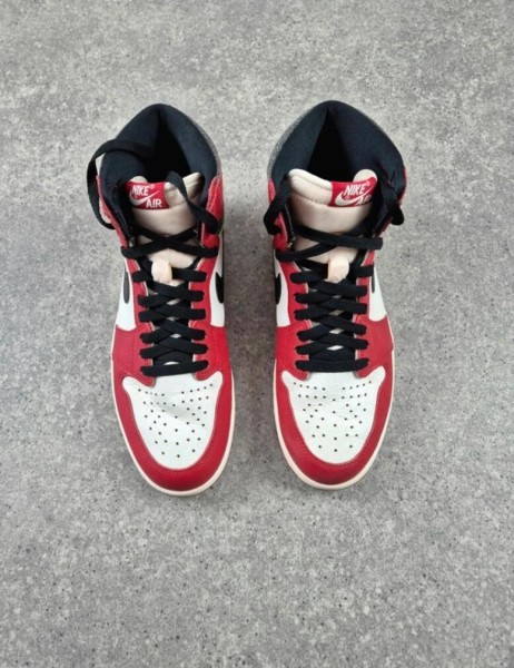 Nike Air Jordan 1 High Chicago Lost and Found taille 42,5