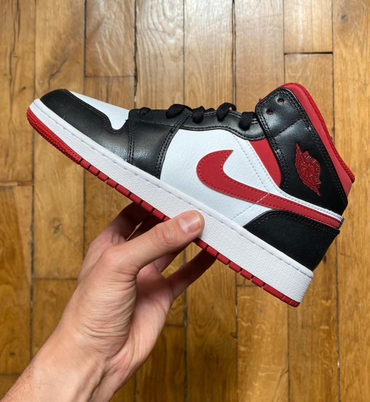 Jordan 1 mid gym red (gs) DJ4696-122