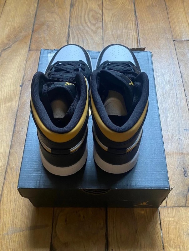 Jordan 1 mid pollen (gs) 554725-177 2