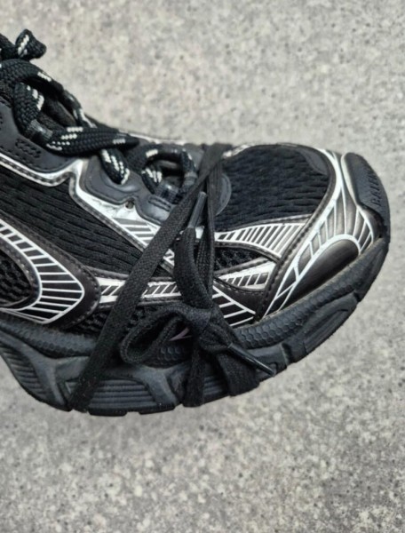 Sneakers Balenciaga 3XL taille 41