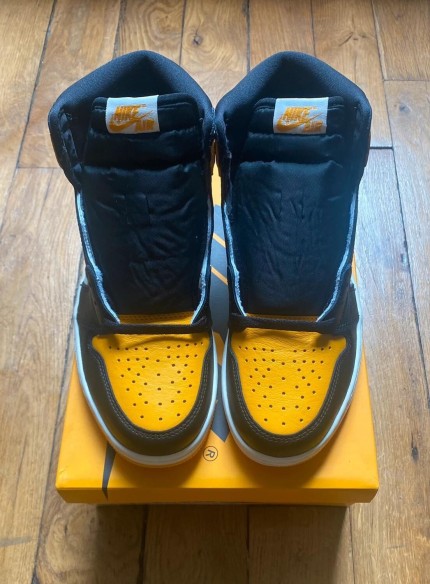 Jordan 1 high retro OG taxi yellow 555088-711
