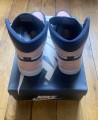 Jordan 1 high retro og atmosphere (w) DD9335-641