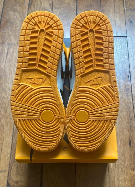 Jordan 1 high retro OG taxi yellow 555088-711