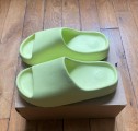 Adidas yeezy slide green glow (restock 2022/2023) HQ6447