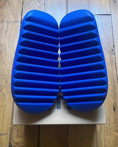 Adidas yeezy slide azure ID4133