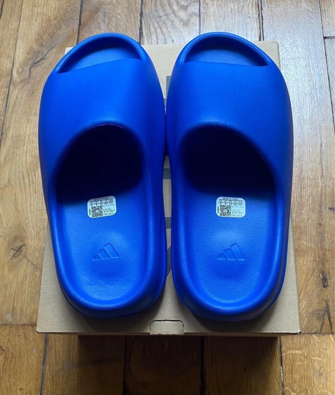 Adidas yeezy slide azure ID4133 2