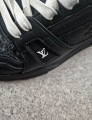 Basket Louis Vuitton LV Trainer taille 42