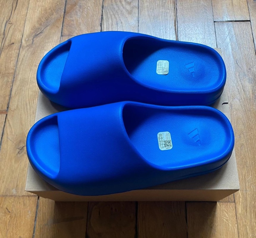 adidas yeezy slide azure ID4133 2
