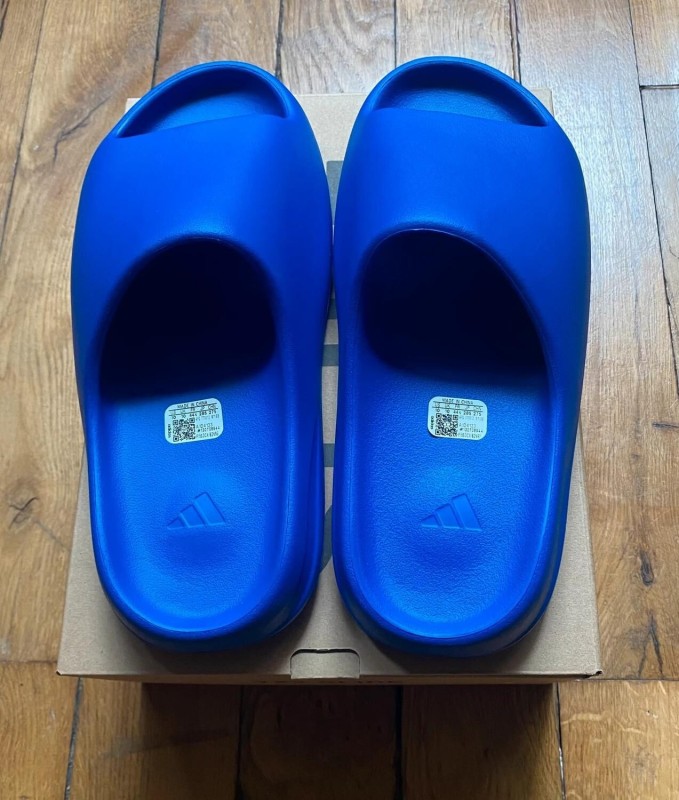 adidas yeezy slide azure ID4133 2