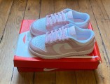 Nike dunk low pink corduroy (w) FN7167-100