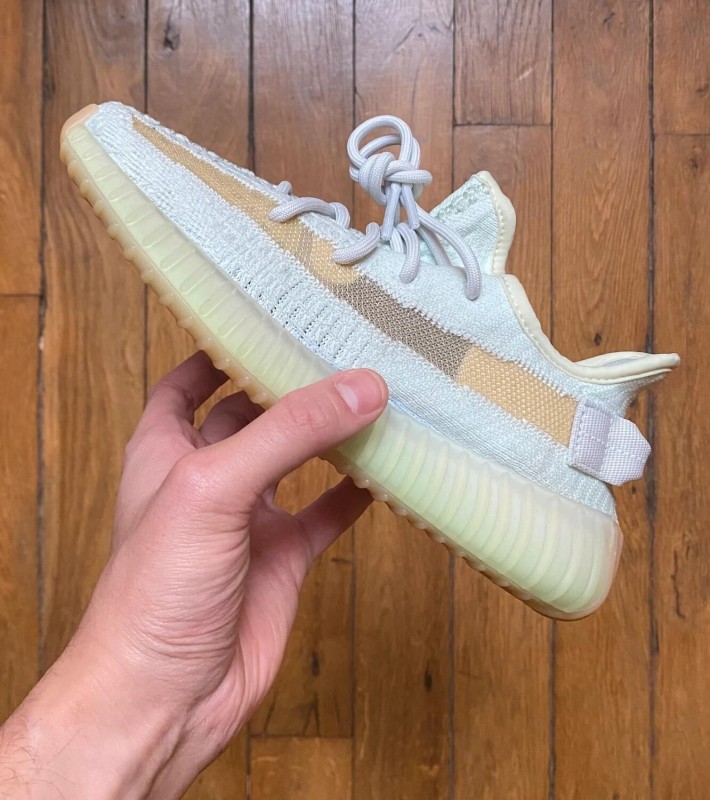 Adidas yeezy boost 350 v2 hyperspace EG7491
