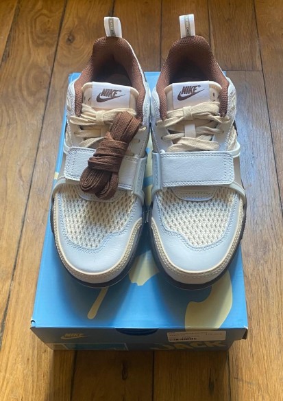 Nike zoom field jaxx travis scott light chocolate