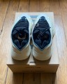 Adidas yeezy 700 v3 azael