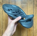 Adidas yeezy foam rnr onyx black