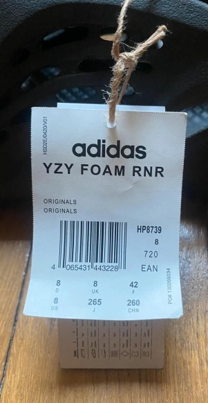 Adidas yeezy foam rnr onyx black