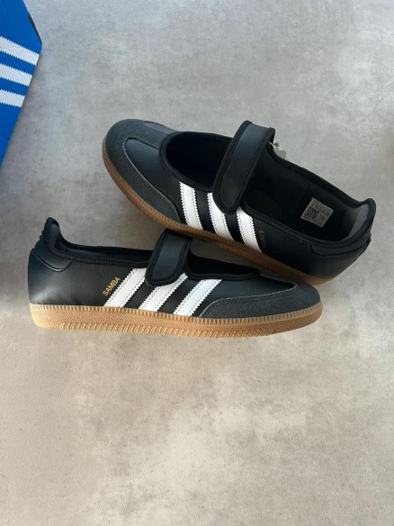 Adidas samba Jane core black carbon white stripes