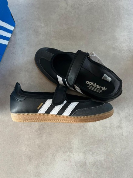 Adidas samba Jane core black carbon white stripes