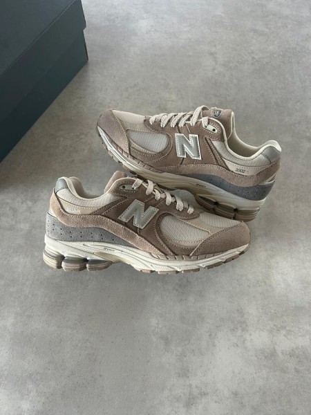New balance 2002r driftwood brown sandstone grey