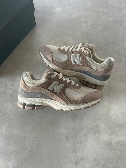 New balance 2002r driftwood brown sandstone grey