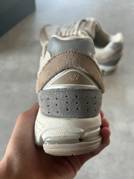 New balance 2002r driftwood brown sandstone grey