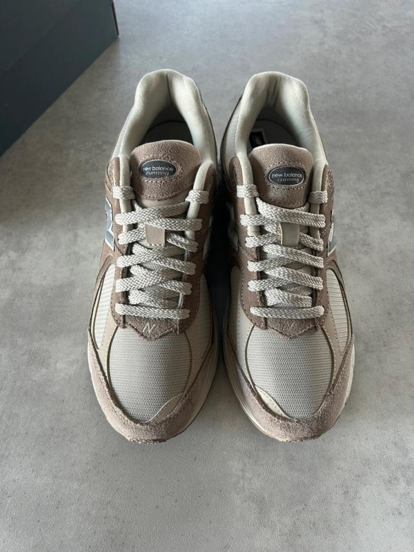 New balance 2002r driftwood brown sandstone grey 2
