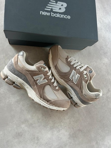 New balance 2002r driftwood brown sandstone grey
