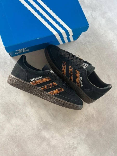 Adidas spezial core black leopard white