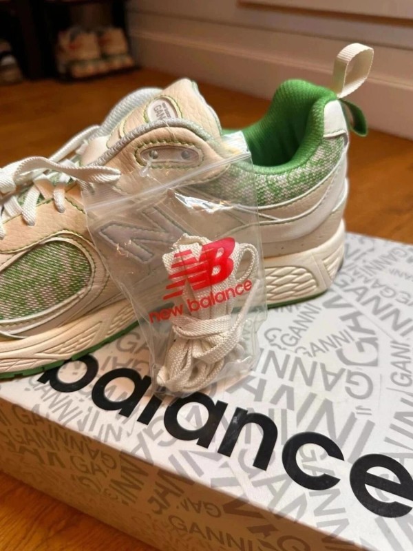 New balance 2002r Ganni Turtledove 2