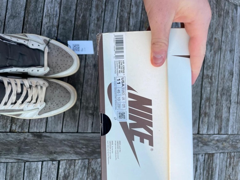 Nike air jordan 1 low travis scott reverse mocha