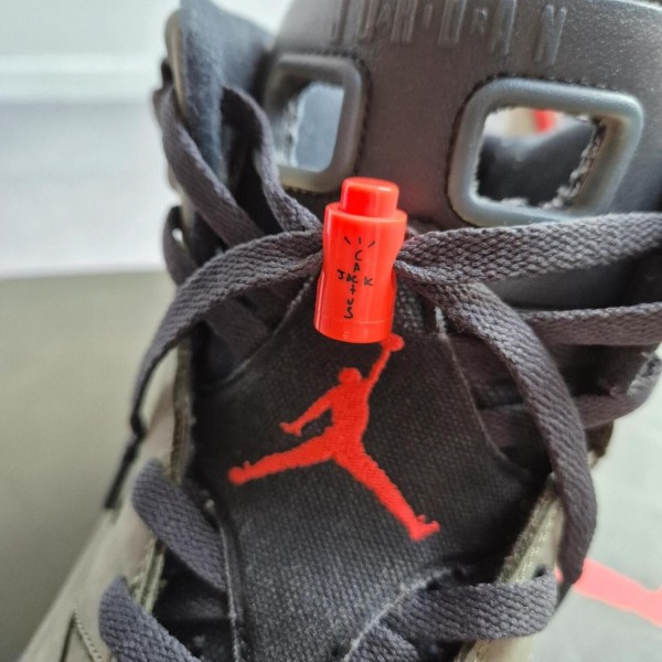 Jordan 6 x Travis Scott " Olive "