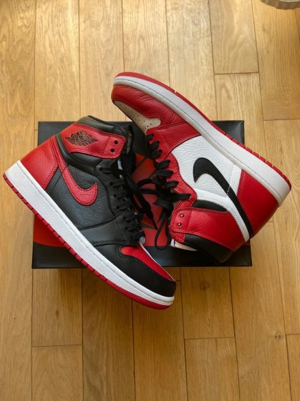 Jordan 1 Retro Homage to home (scarface) taille 42 comme neuve + débardeur Jordan taille 42