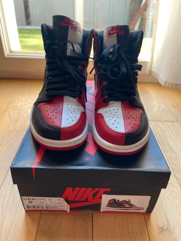 Jordan 1 Retro Homage to home (scarface) taille 42 comme neuve + débardeur Jordan taille 42 2