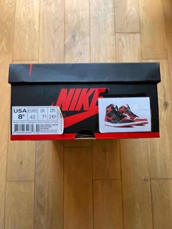 Jordan 1 Retro Homage to home (scarface) taille 42 comme neuve + débardeur Jordan taille 42 2