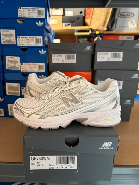 New balance 740 silver metallic - taille 39