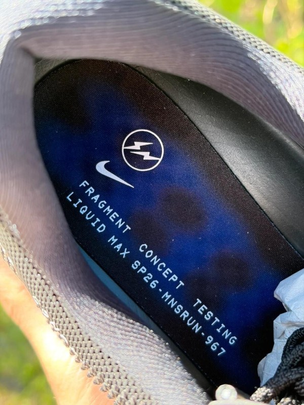 Nike air liquid max X Fragment - taille 45 2