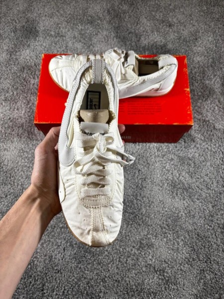 Nike Moon SP Jacquemus Soft Pearl White blanc crème - taille 39