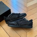 Jordan 1 low travis scott black phantom