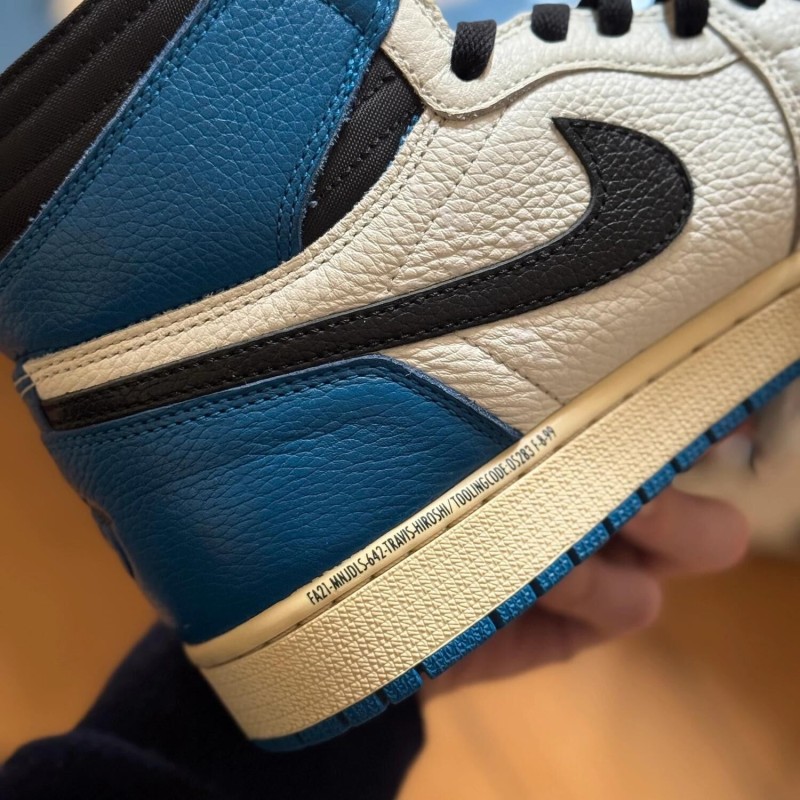 Jordan 1 high travis scott fragment 2