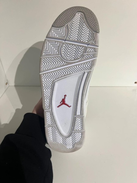 Nike Air Jordan 4 White Oreo