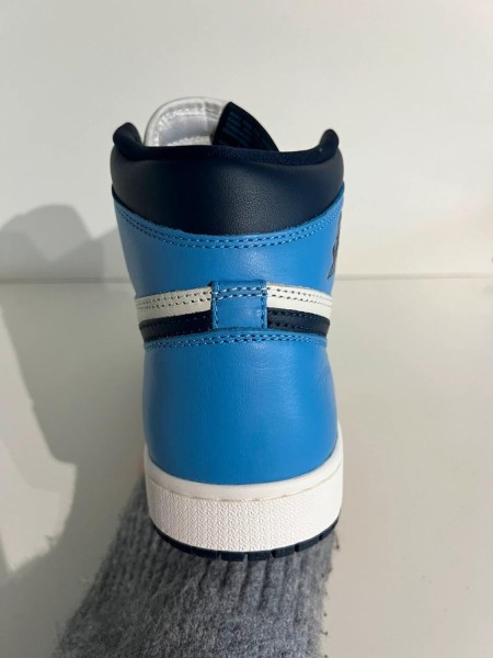 Nike air jordan 1 high obsidian blue