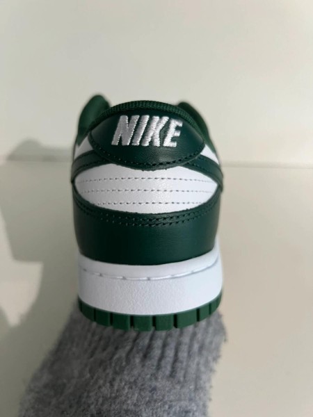 Nike dunk low Michigan State